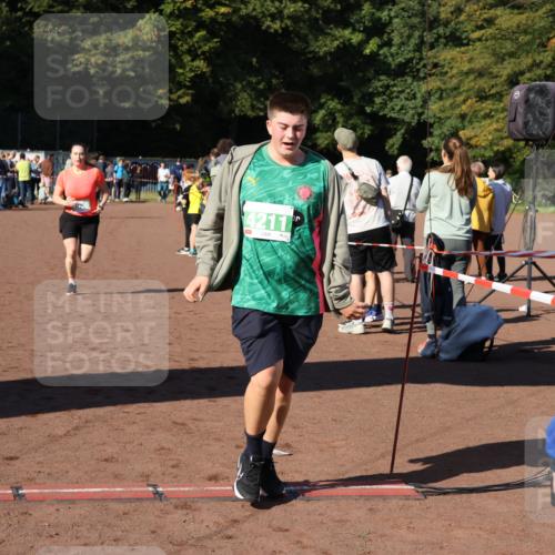 27.09.2026 - 35. Volkslauf durch das schöne Alstertal Strokosch-Dieckow http://msf.ph/oto/10567192 27.09.2026 11:01:54 Ziel 4079, 4096, 4211 meine-sportfotos.de