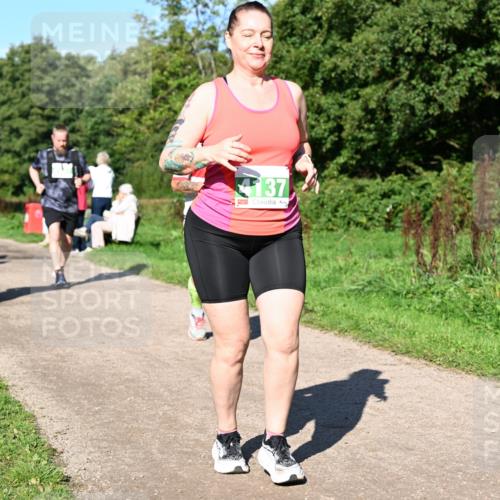 27.09.2026 - 35. Volkslauf durch das schöne Alstertal Dr. Thomas Lammeyer http://msf.ph/oto/10567314 27.09.2026 10:42:26 Laufen 137 meine-sportfotos.de