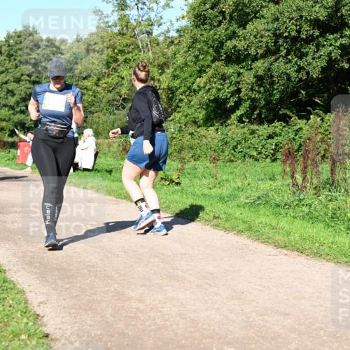27.09.2026 - 35. Volkslauf durch das schöne Alstertal Dr. Thomas Lammeyer http://msf.ph/oto/10567360 27.09.2026 10:42:32 Laufen  meine-sportfotos.de