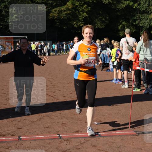 27.09.2026 - 35. Volkslauf durch das schöne Alstertal Strokosch-Dieckow http://msf.ph/oto/10567376 27.09.2026 11:01:18 Ziel 4013, 4173 meine-sportfotos.de