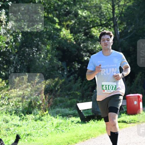 27.09.2026 - 35. Volkslauf durch das schöne Alstertal Dr. Thomas Lammeyer http://msf.ph/oto/10567654 27.09.2026 10:47:00 Laufen 4107 meine-sportfotos.de