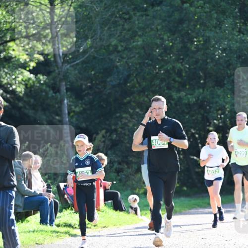 27.09.2026 - 35. Volkslauf durch das schöne Alstertal Dr. Thomas Lammeyer http://msf.ph/oto/10568027 27.09.2026 10:50:27 Laufen 4064, 4032, 4209 meine-sportfotos.de