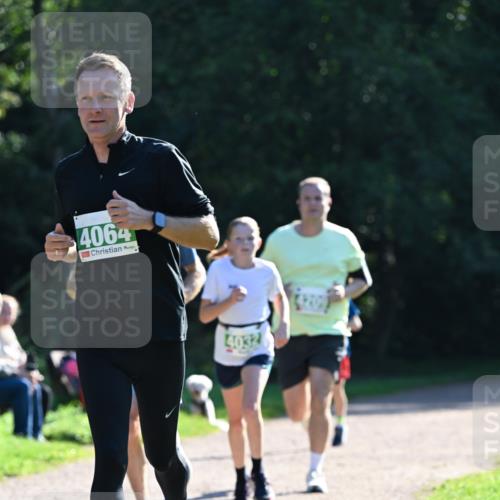 27.09.2026 - 35. Volkslauf durch das schöne Alstertal Dr. Thomas Lammeyer http://msf.ph/oto/10568045 27.09.2026 10:50:30 Laufen 4064, 4032 meine-sportfotos.de
