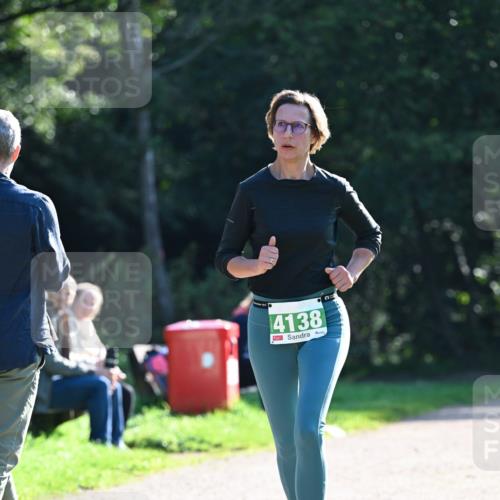 27.09.2026 - 35. Volkslauf durch das schöne Alstertal Dr. Thomas Lammeyer http://msf.ph/oto/10568129 27.09.2026 10:50:58 Laufen 4138 meine-sportfotos.de