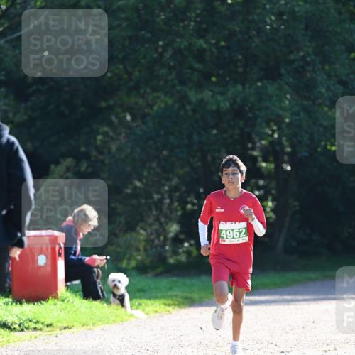 27.09.2026 - 35. Volkslauf durch das schöne Alstertal Dr. Thomas Lammeyer http://msf.ph/oto/10568137 27.09.2026 10:51:04 Laufen 4962 meine-sportfotos.de