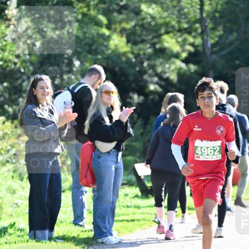 27.09.2026 - 35. Volkslauf durch das schöne Alstertal Dr. Thomas Lammeyer http://msf.ph/oto/10568156 27.09.2026 10:51:07 Laufen 4962 meine-sportfotos.de