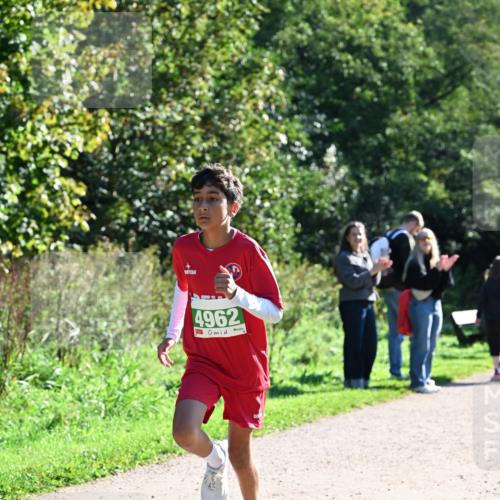 27.09.2026 - 35. Volkslauf durch das schöne Alstertal Dr. Thomas Lammeyer http://msf.ph/oto/10568163 27.09.2026 10:51:08 Laufen 4962 meine-sportfotos.de