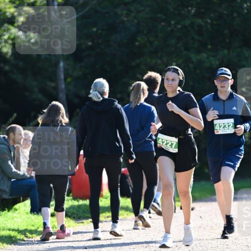 27.09.2026 - 35. Volkslauf durch das schöne Alstertal Dr. Thomas Lammeyer http://msf.ph/oto/10568169 27.09.2026 10:51:12 Laufen 4227, 4232 meine-sportfotos.de