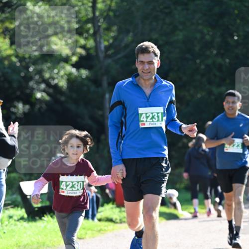 27.09.2026 - 35. Volkslauf durch das schöne Alstertal Dr. Thomas Lammeyer http://msf.ph/oto/10568211 27.09.2026 10:51:19 Laufen 4230, 4231 meine-sportfotos.de