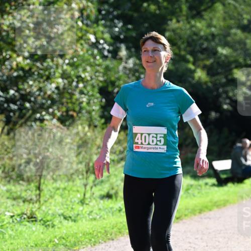27.09.2026 - 35. Volkslauf durch das schöne Alstertal Dr. Thomas Lammeyer http://msf.ph/oto/10568386 27.09.2026 10:52:22 Laufen 4065 meine-sportfotos.de