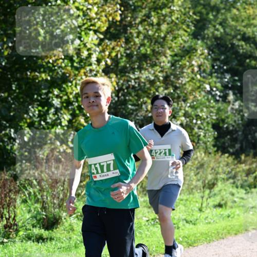 27.09.2026 - 35. Volkslauf durch das schöne Alstertal Dr. Thomas Lammeyer http://msf.ph/oto/10568419 27.09.2026 10:52:41 Laufen 4177, 4221 meine-sportfotos.de