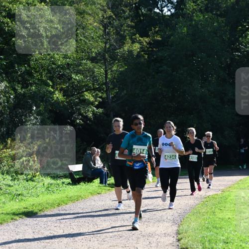 27.09.2026 - 35. Volkslauf durch das schöne Alstertal Dr. Thomas Lammeyer http://msf.ph/oto/10568571 27.09.2026 10:53:48 Laufen 4014, 00, 4234, 4111, 4185 meine-sportfotos.de