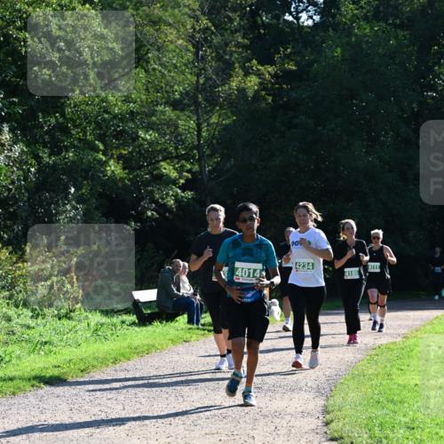 27.09.2026 - 35. Volkslauf durch das schöne Alstertal Dr. Thomas Lammeyer http://msf.ph/oto/10568572 27.09.2026 10:53:48 Laufen 4014, 10, 4234, 4111, 4185 meine-sportfotos.de