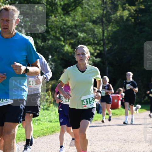 27.09.2026 - 35. Volkslauf durch das schöne Alstertal Dr. Thomas Lammeyer http://msf.ph/oto/10568759 27.09.2026 10:54:35 Laufen 40, 4027, 4153 meine-sportfotos.de