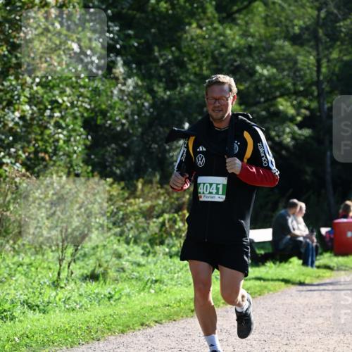27.09.2026 - 35. Volkslauf durch das schöne Alstertal Dr. Thomas Lammeyer http://msf.ph/oto/10568857 27.09.2026 10:55:05 Laufen 4041 meine-sportfotos.de