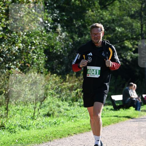 27.09.2026 - 35. Volkslauf durch das schöne Alstertal Dr. Thomas Lammeyer http://msf.ph/oto/10568858 27.09.2026 10:55:05 Laufen 4041 meine-sportfotos.de