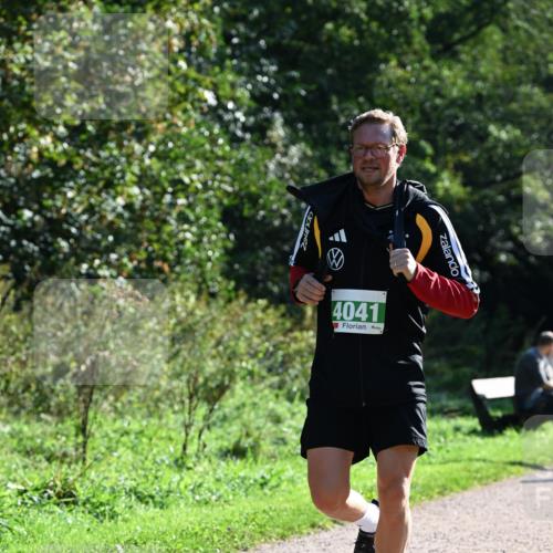 27.09.2026 - 35. Volkslauf durch das schöne Alstertal Dr. Thomas Lammeyer http://msf.ph/oto/10568861 27.09.2026 10:55:05 Laufen 4041 meine-sportfotos.de