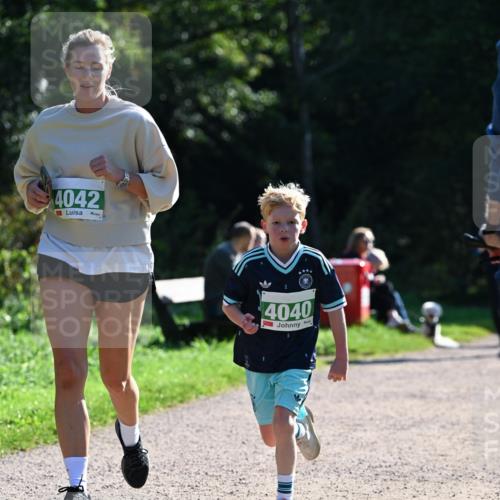 27.09.2026 - 35. Volkslauf durch das schöne Alstertal Dr. Thomas Lammeyer http://msf.ph/oto/10568931 27.09.2026 10:55:20 Laufen 4042, 4040 meine-sportfotos.de