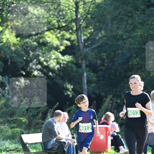 27.09.2026 - 35. Volkslauf durch das schöne Alstertal Dr. Thomas Lammeyer http://msf.ph/oto/10569041 27.09.2026 10:56:02 Laufen 4012, 4013 meine-sportfotos.de