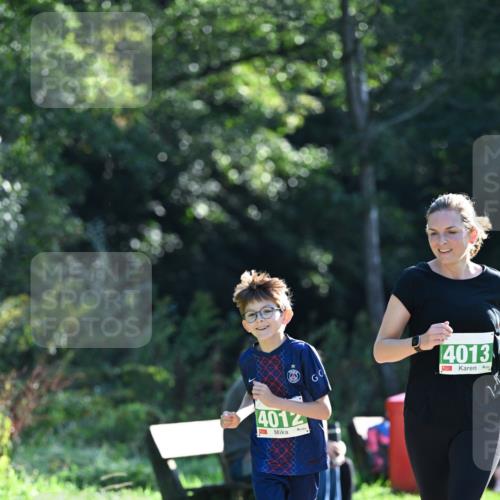 27.09.2026 - 35. Volkslauf durch das schöne Alstertal Dr. Thomas Lammeyer http://msf.ph/oto/10569052 27.09.2026 10:56:03 Laufen 4012, 4013 meine-sportfotos.de
