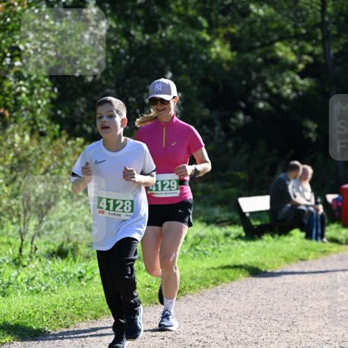 27.09.2026 - 35. Volkslauf durch das schöne Alstertal Dr. Thomas Lammeyer http://msf.ph/oto/10569211 27.09.2026 10:56:32 Laufen 4128, 129 meine-sportfotos.de