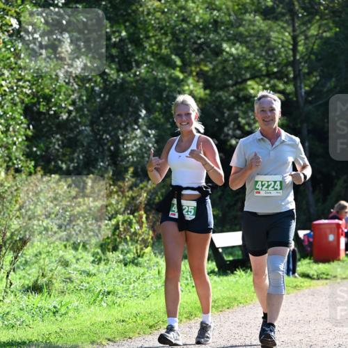 27.09.2026 - 35. Volkslauf durch das schöne Alstertal Dr. Thomas Lammeyer http://msf.ph/oto/10569243 27.09.2026 10:56:49 Laufen 25, 4224 meine-sportfotos.de