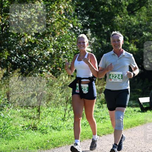 27.09.2026 - 35. Volkslauf durch das schöne Alstertal Dr. Thomas Lammeyer http://msf.ph/oto/10569255 27.09.2026 10:56:51 Laufen 425, 4224 meine-sportfotos.de