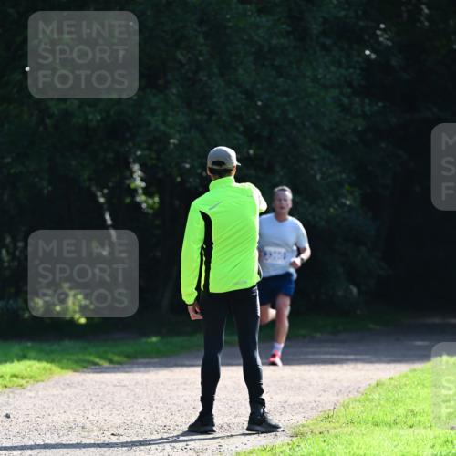 27.09.2026 - 35. Volkslauf durch das schöne Alstertal Dr. Thomas Lammeyer http://msf.ph/oto/10569889 27.09.2026 11:05:55 Laufen  meine-sportfotos.de