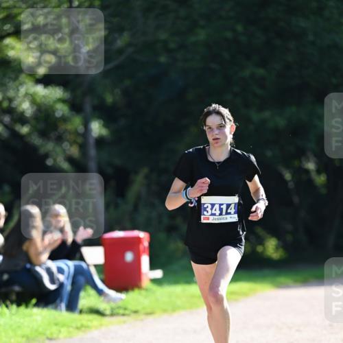 27.09.2026 - 35. Volkslauf durch das schöne Alstertal Dr. Thomas Lammeyer http://msf.ph/oto/10570076 27.09.2026 11:09:16 Laufen 3414 meine-sportfotos.de