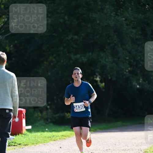 27.09.2026 - 35. Volkslauf durch das schöne Alstertal Dr. Thomas Lammeyer http://msf.ph/oto/10570083 27.09.2026 11:09:20 Laufen 3430 meine-sportfotos.de