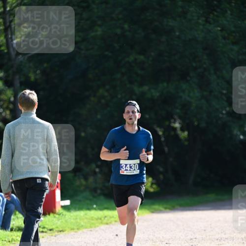 27.09.2026 - 35. Volkslauf durch das schöne Alstertal Dr. Thomas Lammeyer http://msf.ph/oto/10570085 27.09.2026 11:09:20 Laufen 3430 meine-sportfotos.de