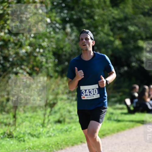 27.09.2026 - 35. Volkslauf durch das schöne Alstertal Dr. Thomas Lammeyer http://msf.ph/oto/10570099 27.09.2026 11:09:22 Laufen 3430 meine-sportfotos.de
