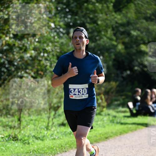 27.09.2026 - 35. Volkslauf durch das schöne Alstertal Dr. Thomas Lammeyer http://msf.ph/oto/10570100 27.09.2026 11:09:23 Laufen 3430 meine-sportfotos.de