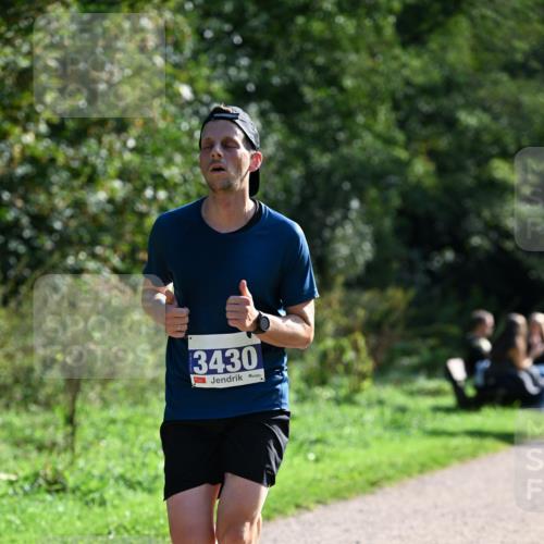 27.09.2026 - 35. Volkslauf durch das schöne Alstertal Dr. Thomas Lammeyer http://msf.ph/oto/10570101 27.09.2026 11:09:23 Laufen 3430 meine-sportfotos.de