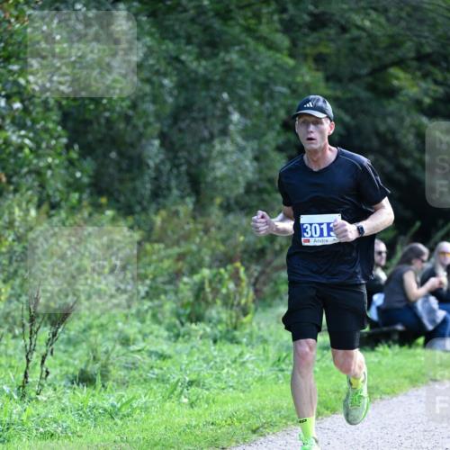 27.09.2026 - 35. Volkslauf durch das schöne Alstertal Dr. Thomas Lammeyer http://msf.ph/oto/10570177 27.09.2026 11:10:15 Laufen 3013 meine-sportfotos.de