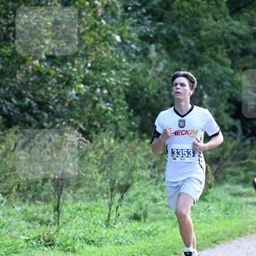 27.09.2026 - 35. Volkslauf durch das schöne Alstertal Dr. Thomas Lammeyer http://msf.ph/oto/10570196 27.09.2026 11:10:29 Laufen 24, 3353, 1 meine-sportfotos.de