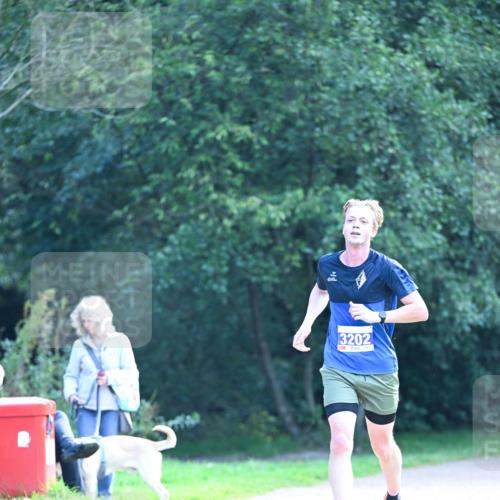 27.09.2026 - 35. Volkslauf durch das schöne Alstertal Dr. Thomas Lammeyer http://msf.ph/oto/10570208 27.09.2026 11:10:59 Laufen 3202 meine-sportfotos.de
