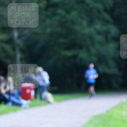 27.09.2026 - 35. Volkslauf durch das schöne Alstertal Dr. Thomas Lammeyer http://msf.ph/oto/10570306 27.09.2026 11:11:26 Laufen  meine-sportfotos.de