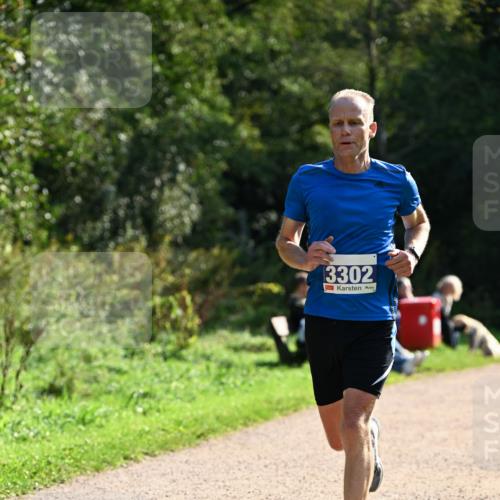 27.09.2026 - 35. Volkslauf durch das schöne Alstertal Dr. Thomas Lammeyer http://msf.ph/oto/10570380 27.09.2026 11:12:41 Laufen 3302 meine-sportfotos.de