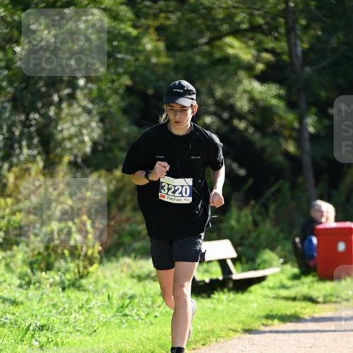 27.09.2026 - 35. Volkslauf durch das schöne Alstertal Dr. Thomas Lammeyer http://msf.ph/oto/10570525 27.09.2026 11:13:54 Laufen 3220 meine-sportfotos.de