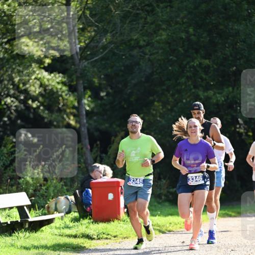 27.09.2026 - 35. Volkslauf durch das schöne Alstertal Dr. Thomas Lammeyer http://msf.ph/oto/10570699 27.09.2026 11:15:17 Laufen 3345, 3346 meine-sportfotos.de