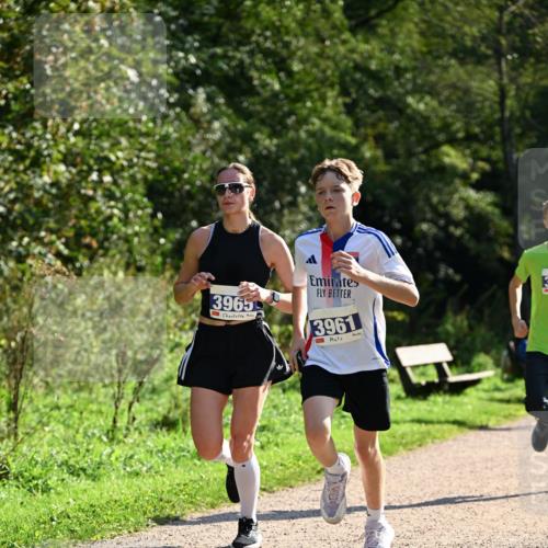 27.09.2026 - 35. Volkslauf durch das schöne Alstertal Dr. Thomas Lammeyer http://msf.ph/oto/10570782 27.09.2026 11:15:28 Laufen 3965, 3961 meine-sportfotos.de