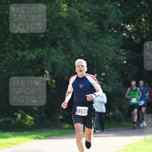 27.09.2026 - 35. Volkslauf durch das schöne Alstertal Dr. Thomas Lammeyer http://msf.ph/oto/10570833 27.09.2026 11:15:53 Laufen 3398 meine-sportfotos.de