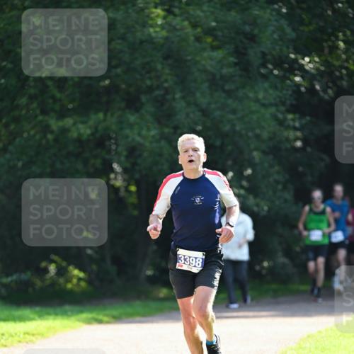 27.09.2026 - 35. Volkslauf durch das schöne Alstertal Dr. Thomas Lammeyer http://msf.ph/oto/10570834 27.09.2026 11:15:53 Laufen 3398 meine-sportfotos.de
