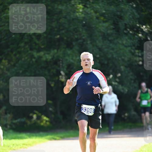 27.09.2026 - 35. Volkslauf durch das schöne Alstertal Dr. Thomas Lammeyer http://msf.ph/oto/10570838 27.09.2026 11:15:53 Laufen 3398 meine-sportfotos.de