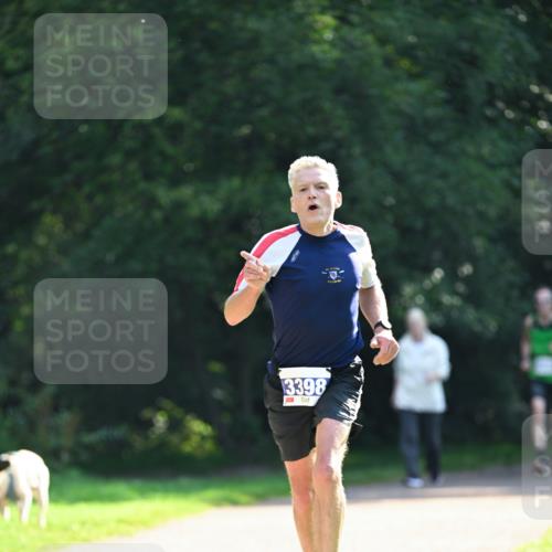 27.09.2026 - 35. Volkslauf durch das schöne Alstertal Dr. Thomas Lammeyer http://msf.ph/oto/10570842 27.09.2026 11:15:54 Laufen 3398 meine-sportfotos.de