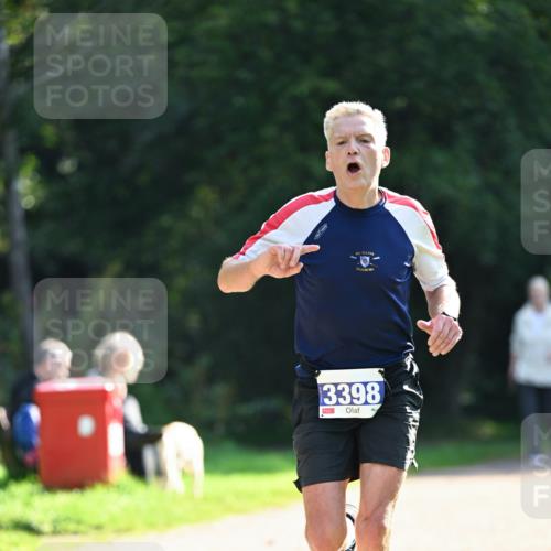 27.09.2026 - 35. Volkslauf durch das schöne Alstertal Dr. Thomas Lammeyer http://msf.ph/oto/10570851 27.09.2026 11:15:55 Laufen 3398 meine-sportfotos.de