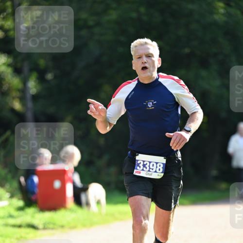 27.09.2026 - 35. Volkslauf durch das schöne Alstertal Dr. Thomas Lammeyer http://msf.ph/oto/10570854 27.09.2026 11:15:55 Laufen 3398 meine-sportfotos.de