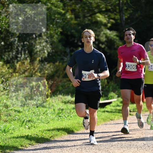 27.09.2026 - 35. Volkslauf durch das schöne Alstertal Dr. Thomas Lammeyer http://msf.ph/oto/10570900 27.09.2026 11:16:05 Laufen 39, 3306, 34 meine-sportfotos.de