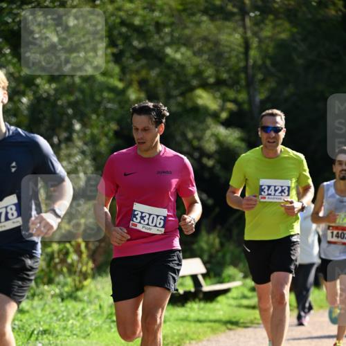 27.09.2026 - 35. Volkslauf durch das schöne Alstertal Dr. Thomas Lammeyer http://msf.ph/oto/10570907 27.09.2026 11:16:07 Laufen 78, 3306, 3423, 1402 meine-sportfotos.de